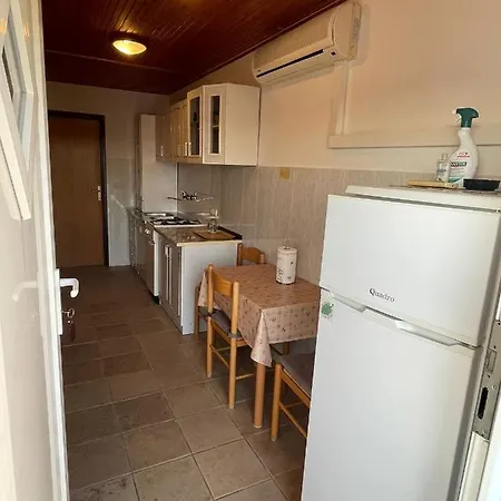 Bracic Apartment