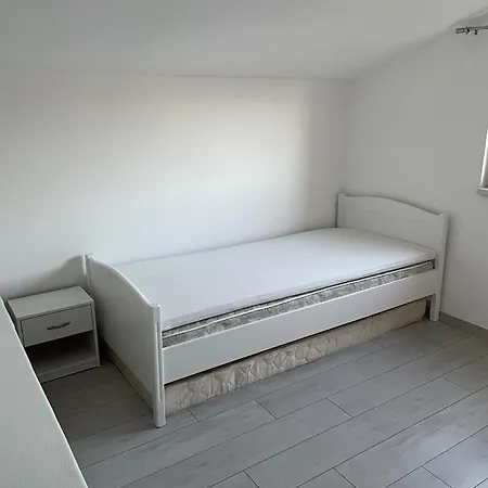 Apartment Bracic Pirovac
