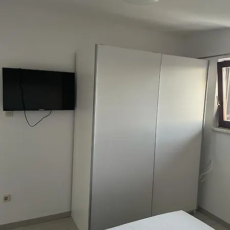 Apartment Bracic *